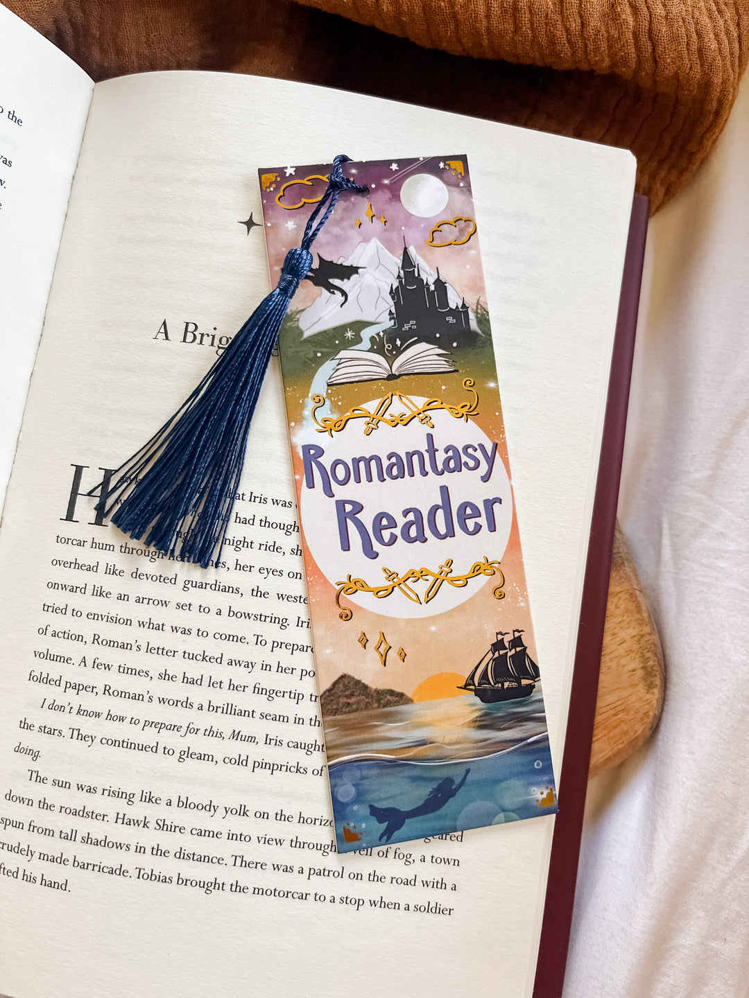 Romantasy Reader Gold Foil Bookmark