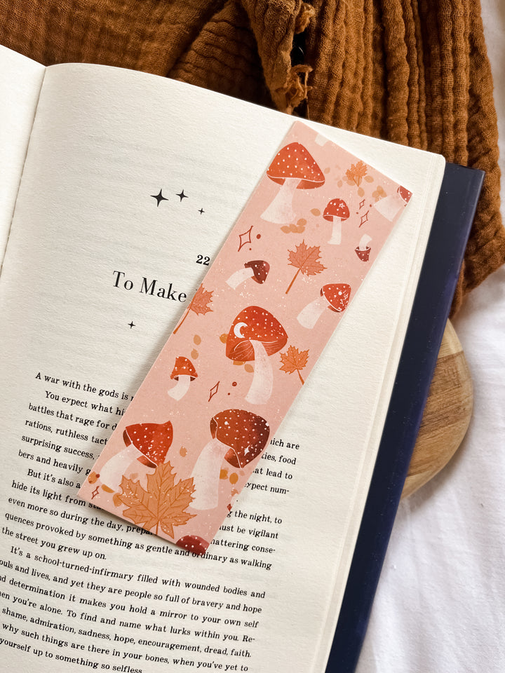 Mushroom cosy bookmark